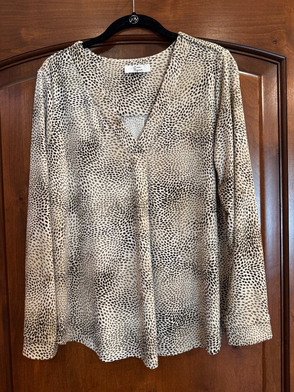 Beacon Apparel Patty Knit Top, Tan Animal Print, Size XL